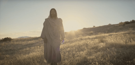 Jesus-recorriendo-1-460x222